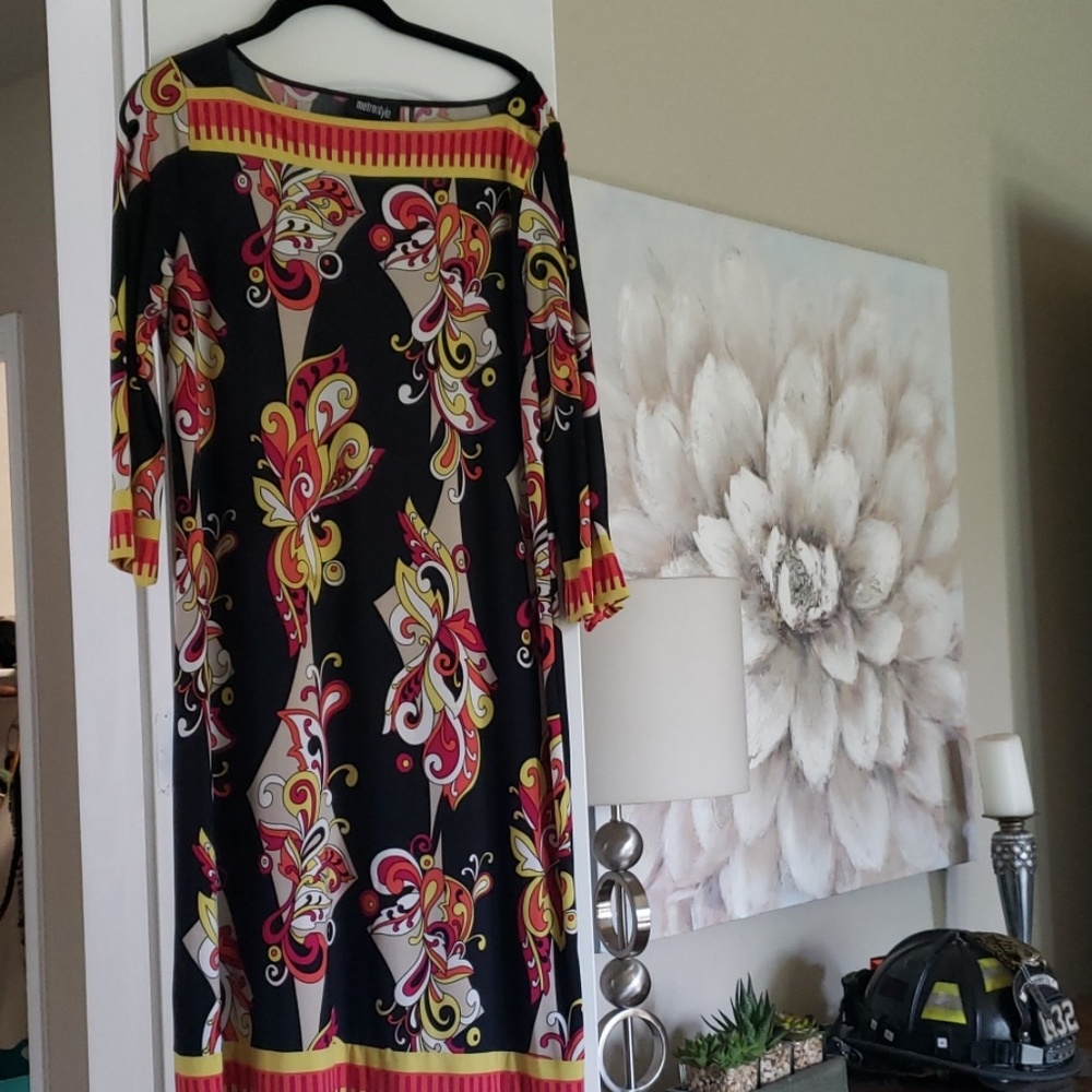 Metrostyle dress L